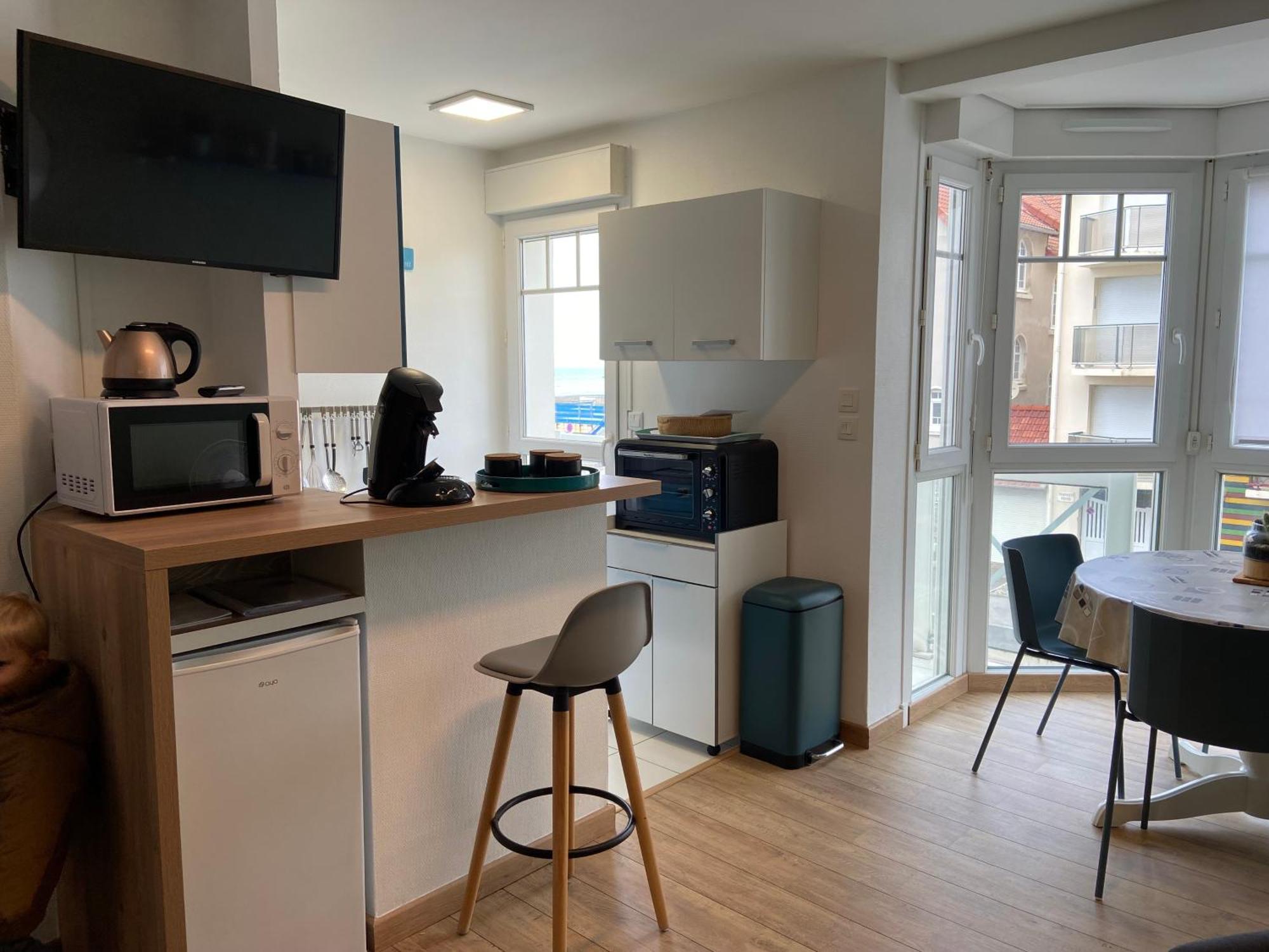 Le Bon Endroit En Bord De Mer, Vue Mer , Parking Et Wifi 위머로우 외부 사진